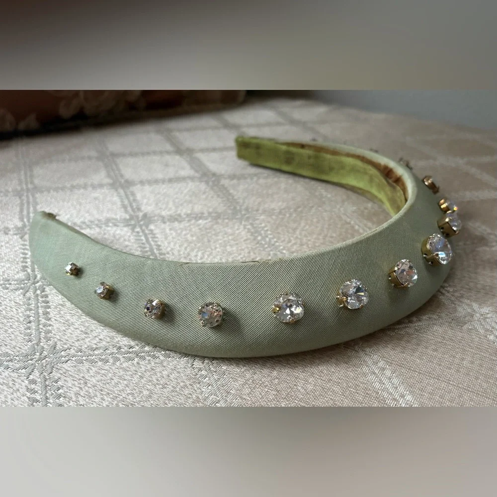 💚 FLAWED - Hill House Green Moire Jeweled Halo Headband 💚 - Picture 8 of 15